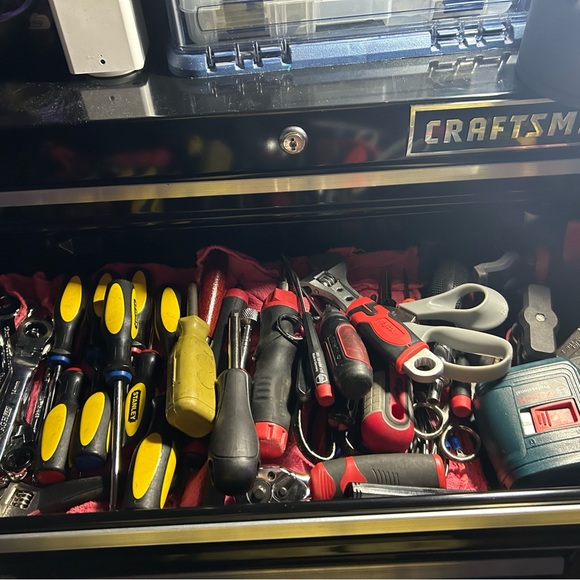 Craftsman toolbox with everything in it - Picture 3 of 16